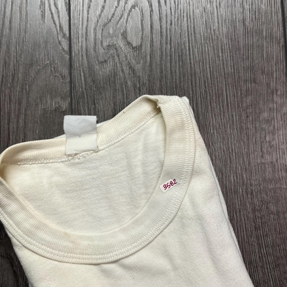 Vintage Depauw University 1980s White T Shirt Medium Single Stitch Spell Out - Picture 10 of 10